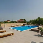 Marendic Apartment Sinj